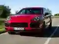 Leikur 2020 Porsche Cayenne GTS Puzzles á netinu Leikur 2020 Porsche Cayenne GTS Puzzles á netinu
