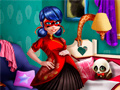 Leikur Maura Ladybug Maternity Deco á netinu